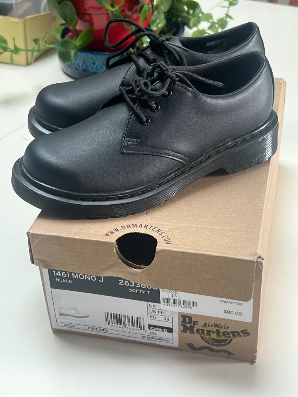 NEW In The Box!~ Kids Dr. Martens Air Wair Black Walking Shoe Size 13